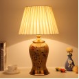 Modern Chinese retro ceramic table lamp simple American high-end living room villa bedroom bedside table lamp