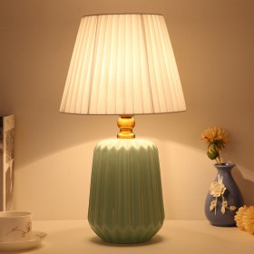 Ceramic table lamp simple modern bedroom bedside table lamp creative small fresh and warm light Nordic living room