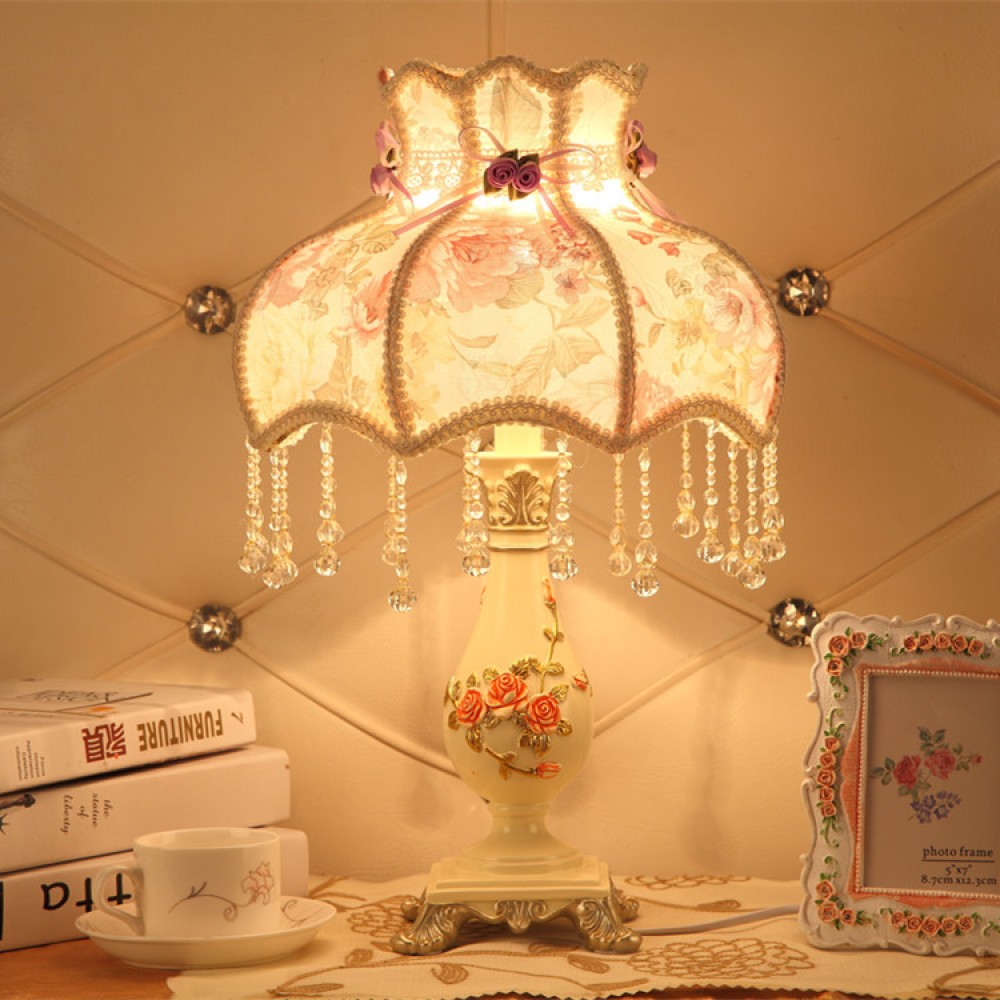 Promotional European pastoral bedroom bedside table lamp creative fashion modern simple warm table lamp