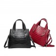 Spring and summer new crocodile pattern female portable female bag new fashion trend first layer cowhide shoulder bag leather female bag