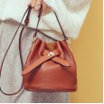 Spring and summer new products trendy wild single product simple temperament shoulder messenger bag leather first layer cowhide bucket bag female bag