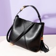 Bag women new cowhide women bag bucket bag wild style women bag simple tassel shoulder ladies bag