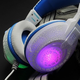 Hyundai G9050 cracked version of the luminous headphones computer notebook headset headphones subwoofer headphones