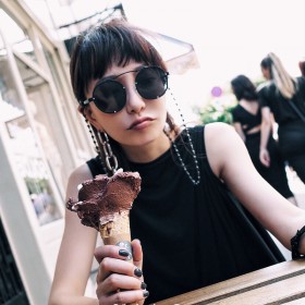 Personality round frame sunglasses men and women couple punk sunglasses the same paragraph wild glasses S17031