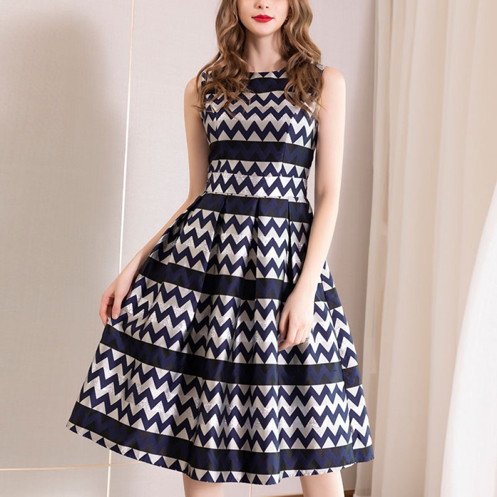 Spring new sleeveless vest A-line dress temperament was thin stripe long skirt high-end women's clothing