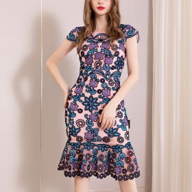 Spring new embroidered fish pendulum hip short sleeve one-step skirt fashion women