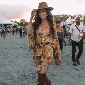 Summer new bohemian print dress with large cuffs and V-neck smock