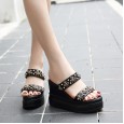 New high-heeled thick bottom sandals and slippers female summer fashion hundred sponge cake bee shoes rhinestone waterproof platform tide