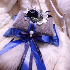 Car aromatherapy bamboo charcoal bag creative dried flower sachet in addition to odor formaldehyde car interior jewelry car home dual-use